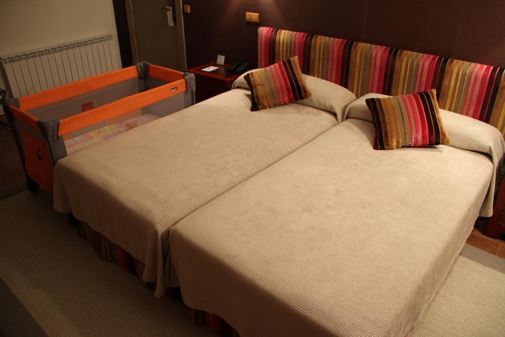 Hotel Palacio Dos Olivos Galdeano エクステリア 写真